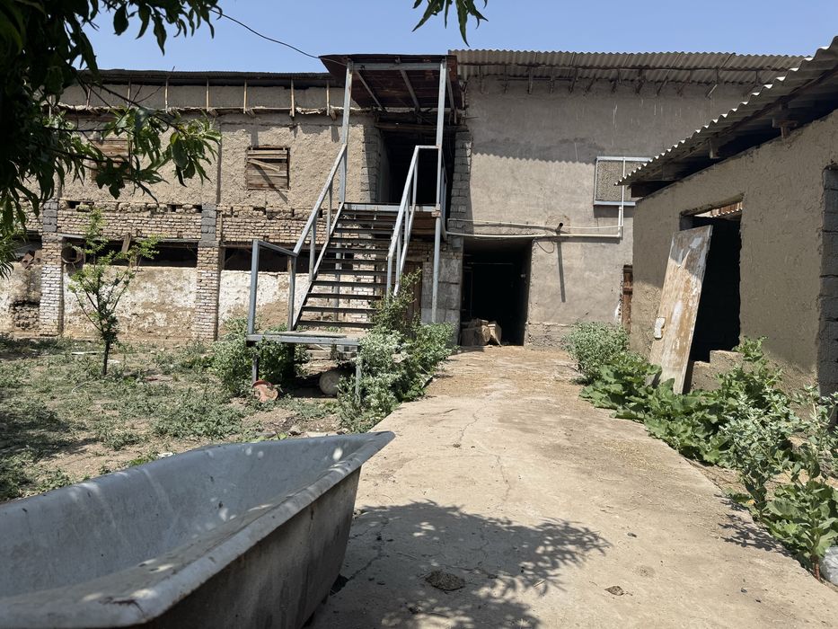 Ер сотилади Рохат постидан 2 км утганда БАЛИКЧИ мфйда