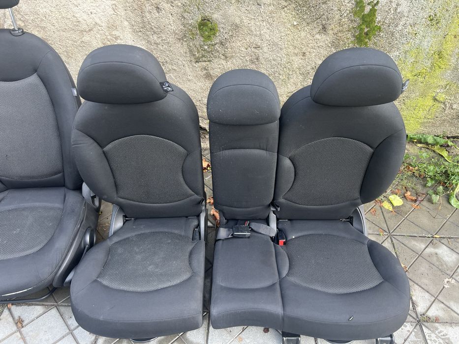 Седалки за Mini Countryman
