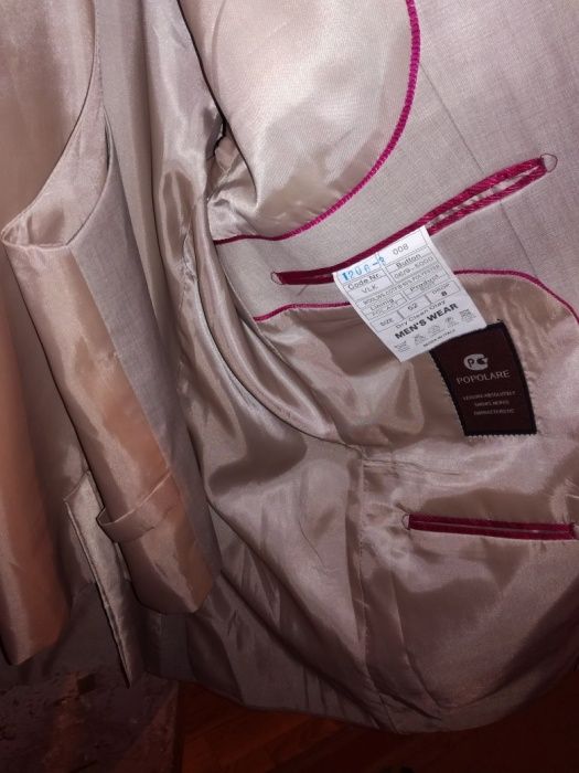 Костюм тройка цвета беж