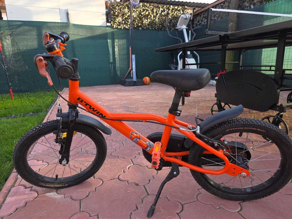Bicicletă copii 16” B’Twin (4–6 ani) – fără roți ajutătoare
