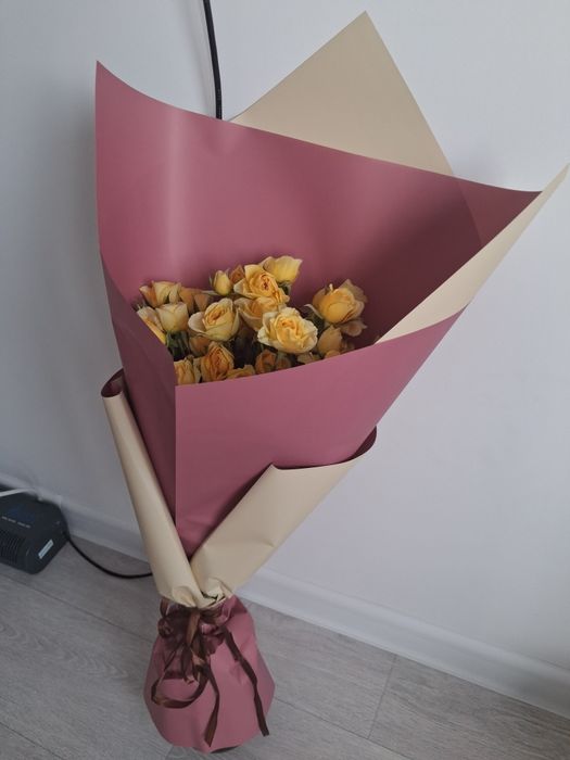 Продам цветы 3000