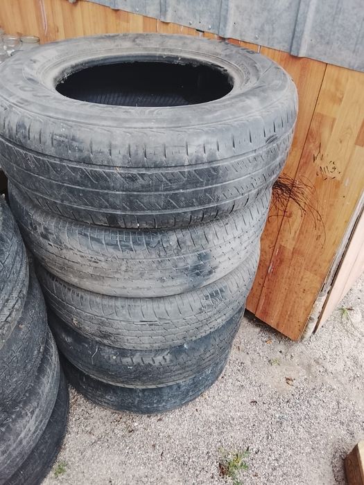 Продам шины 8штук