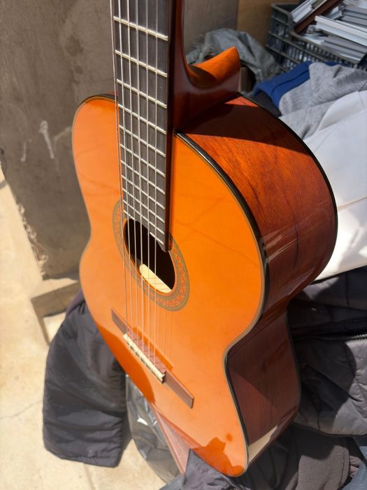 Гитара новая yamaha c70