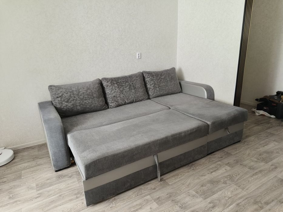 Угловой раскладной диван