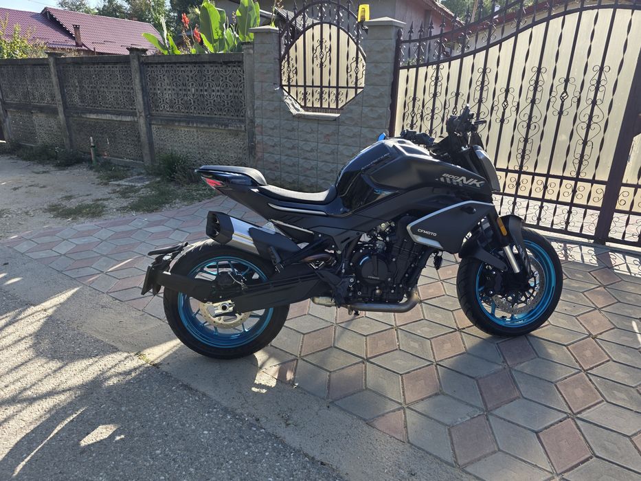 CF MOTO 800NK 2025