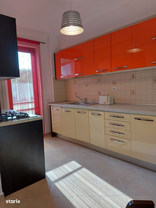 Inchiriez apartament 4 camere / SUPER LOCATIE / PIPERA - IANCU NICOLAE