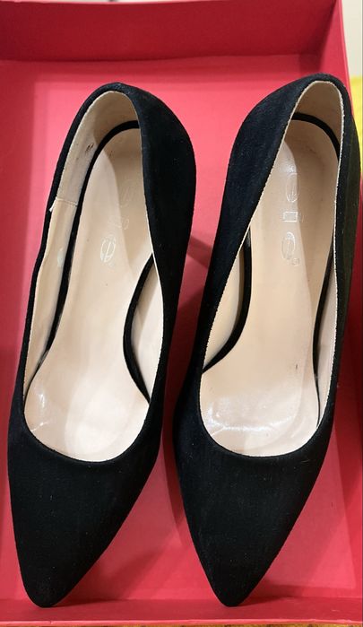 Туфли чёрные лодочки