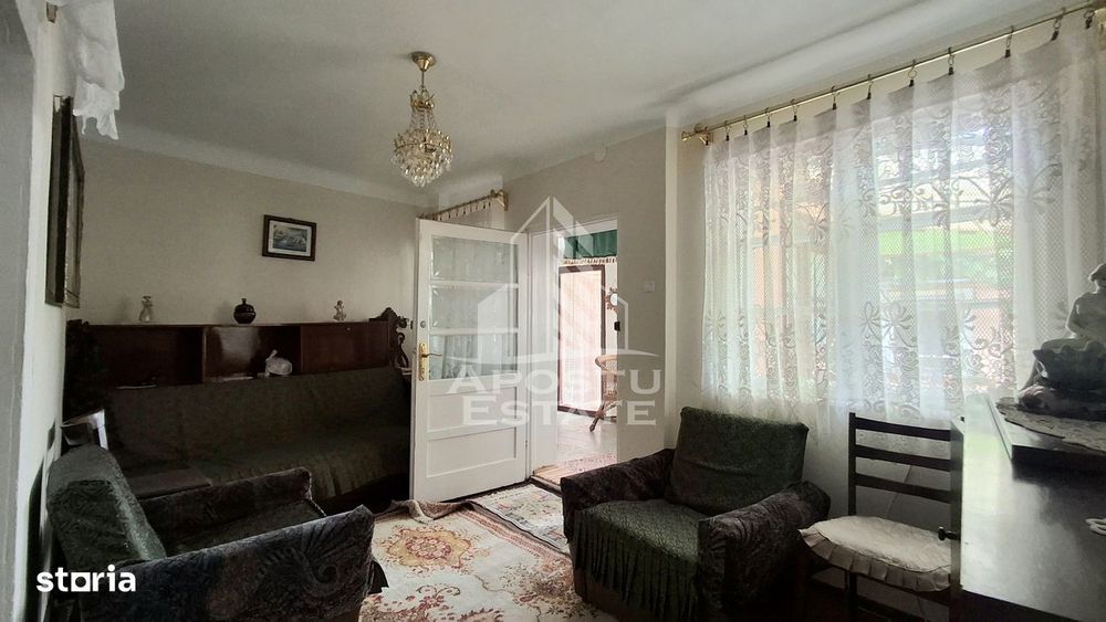 Casa 4 camere,Teren 360 mp Micalaca Garaj, Gradin