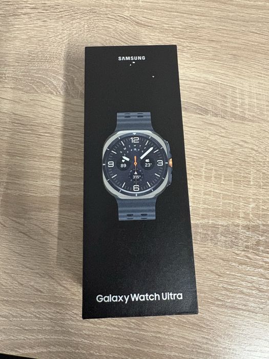 Продам часы Samsung Galaxy Watch Ultra. Есть обмен на apple watch