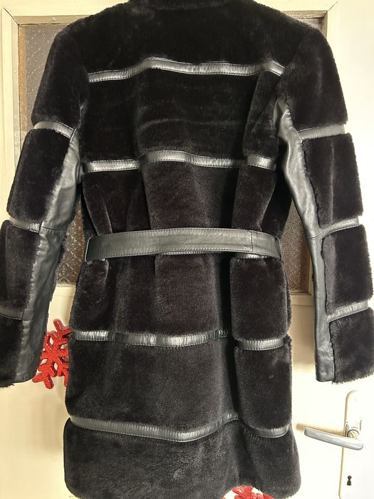 Палто с естествен косъм