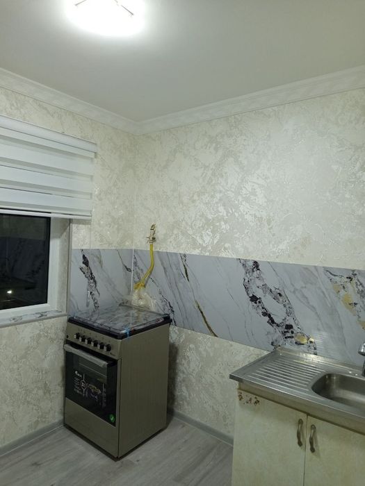 Срочно продается 1 ком.. квартира Партсезд  Кинап. Можно Ипотека