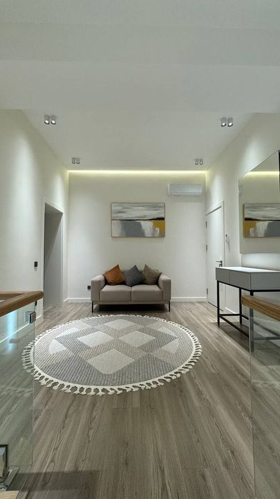 Сдаётся дуплекс квартира в центре города