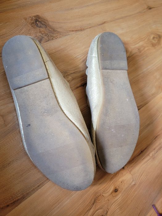 Обувки Clarks и GAP номер 32 и 33