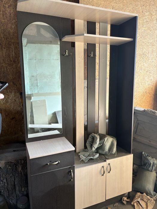 Шкаф прихожая с зеркалом