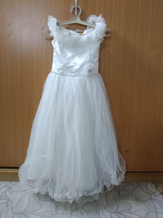 Платья для девочек на праздник