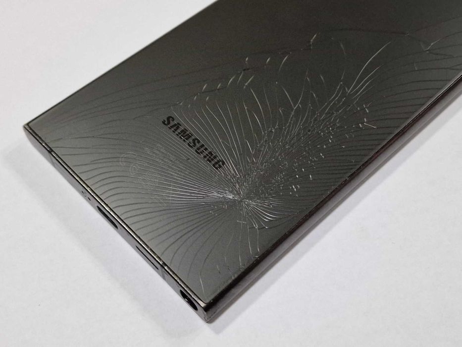 Samsung Galaxy S24 Ultra 5G 256GB 12GB RAM Dual