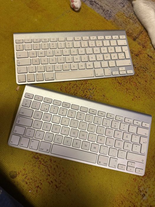 tatatura apple , 2 bucati