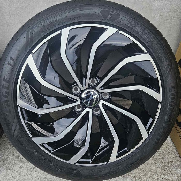 VW Golf 8 модел Ventura