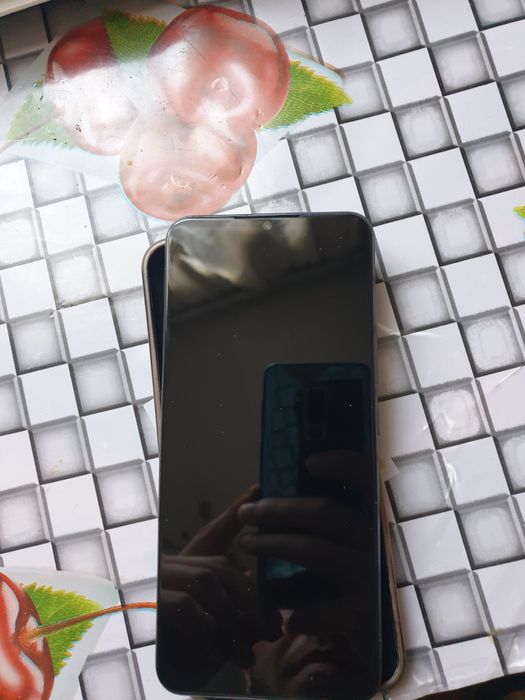 Vivo y55 8+8 озу (обмен)