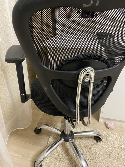 Продам кресло офисное