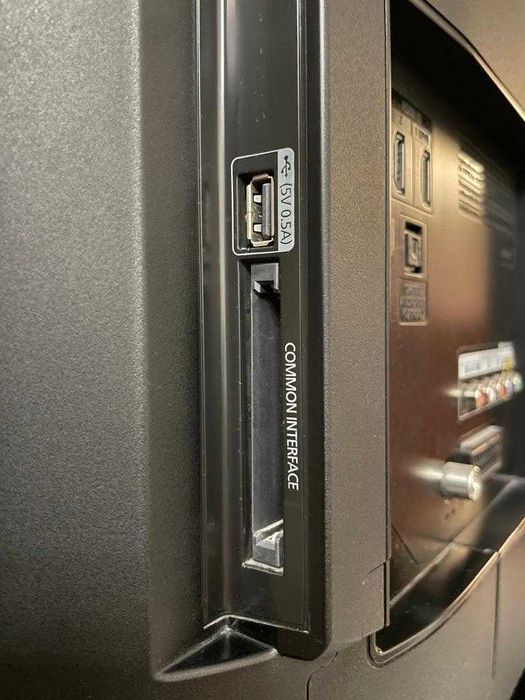 Телевизор Samsung 32' диагональ