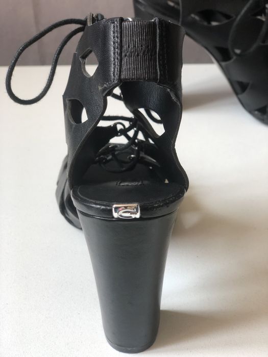 Лени боти Guess -37 размер