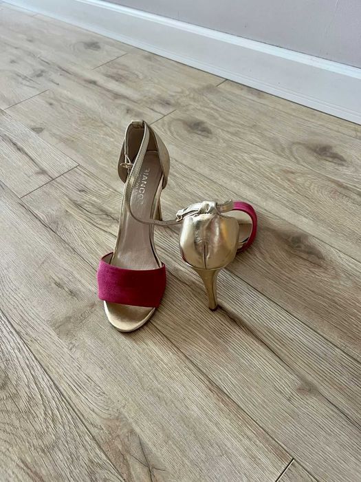 Продам туфли женские