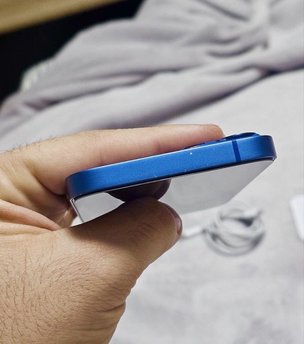 iPhone 13 Blue cu 100% Bateria