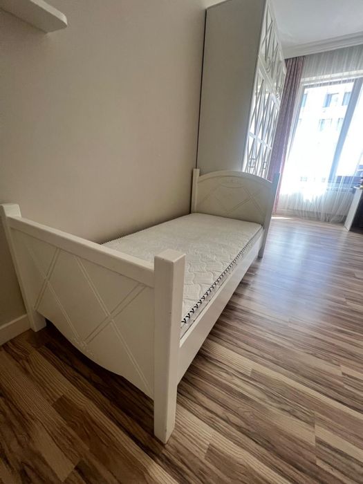 Квровать односпальная