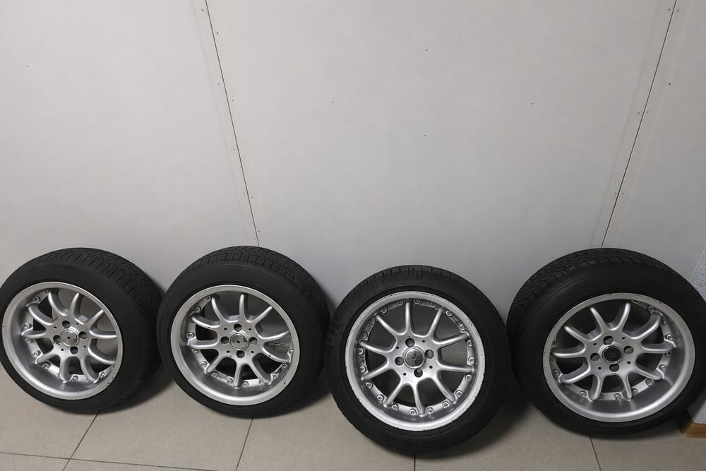 Комплект зимней резины и титановых дисков