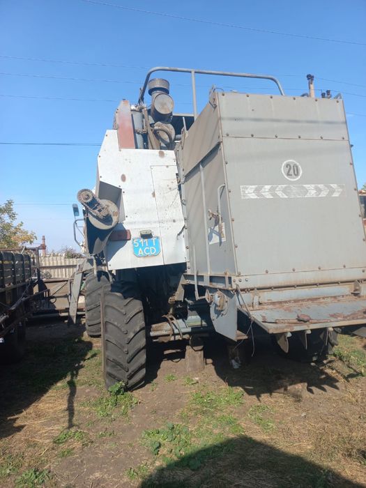 Комбайн вектор 410