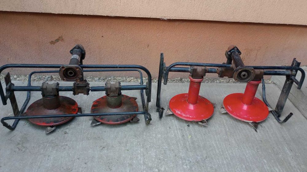 Vand 2 cositori pentru motocultor