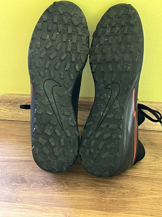 Футболни бутонки Nike Mercurial Като нови