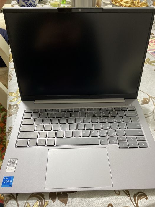 Lenovo laptop Thinbook 14 g6 IRL yaxshi ideal holatda.24.0925. Sotib o