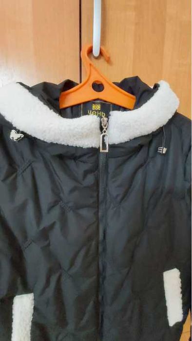 Куртка женская весна-осень