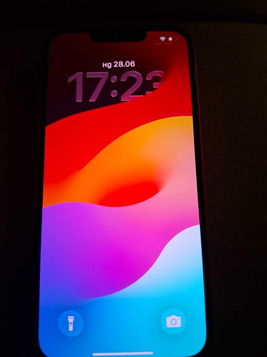 IPhone 14 в червен цвят