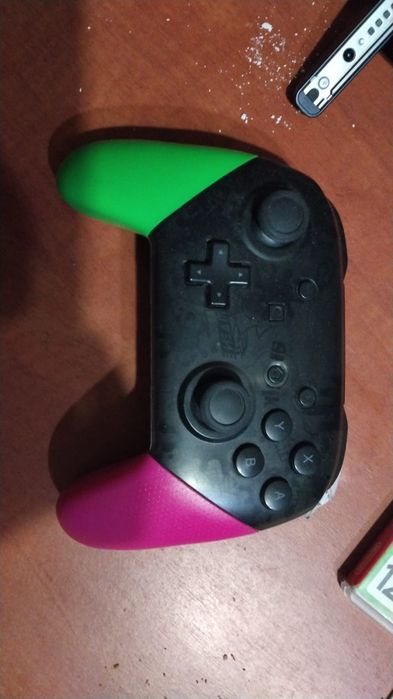 Продаю Нинтендо свитч