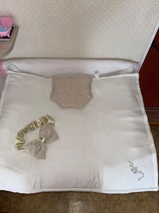 Продам конверт на выписку новый