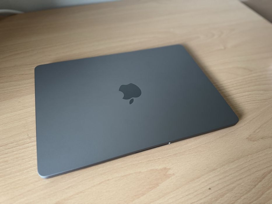 ПЕРФЕКТЕН Macbook Air M2