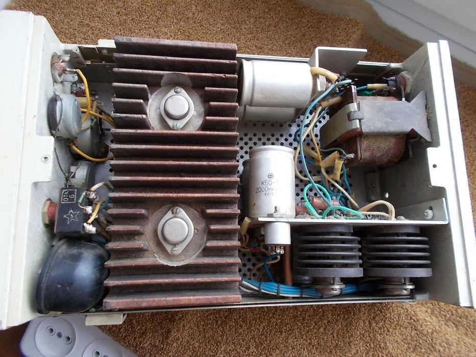 Гитарный усилитель