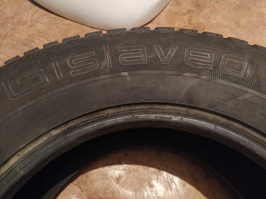 Зимние колеса (шипы)