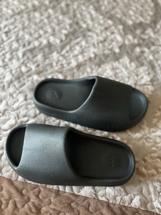 Yeezy Slides.