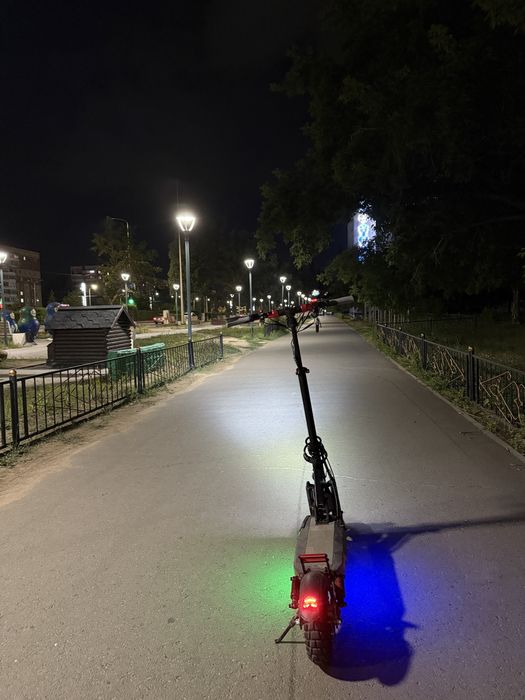 продам электросамакат KUGOO Kirin M4 Pro