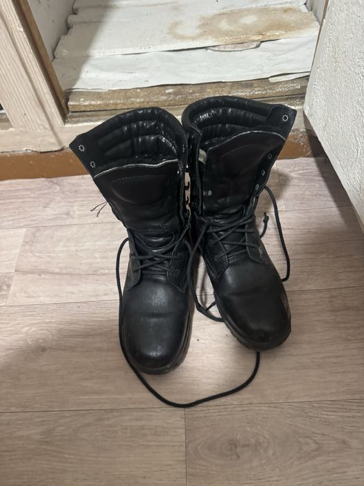 Продам зимние берцы размер 41