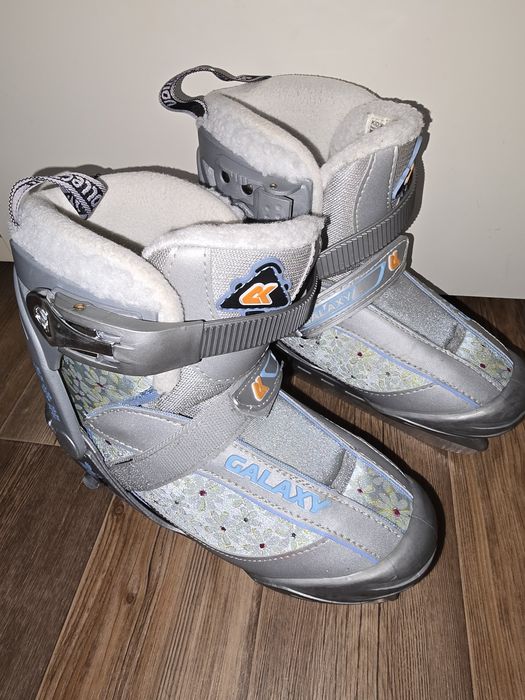 Коньки детские на девочку (раздвижные)