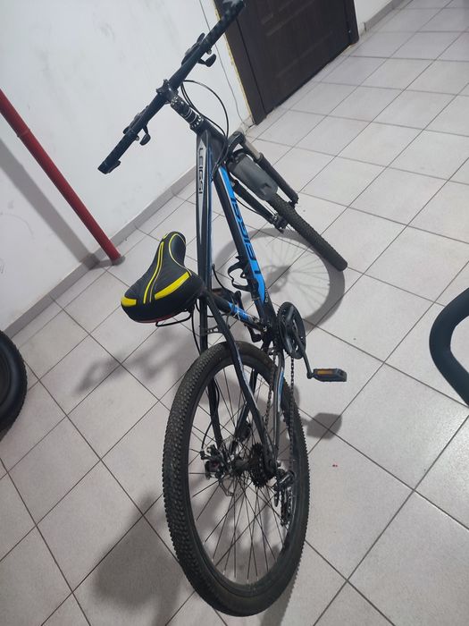 Вилосипед почти новый)))