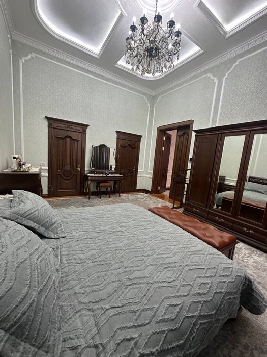 Ипакчилик Евро дом 7.5соток 450кв.м 17комнат 2этажей срочно