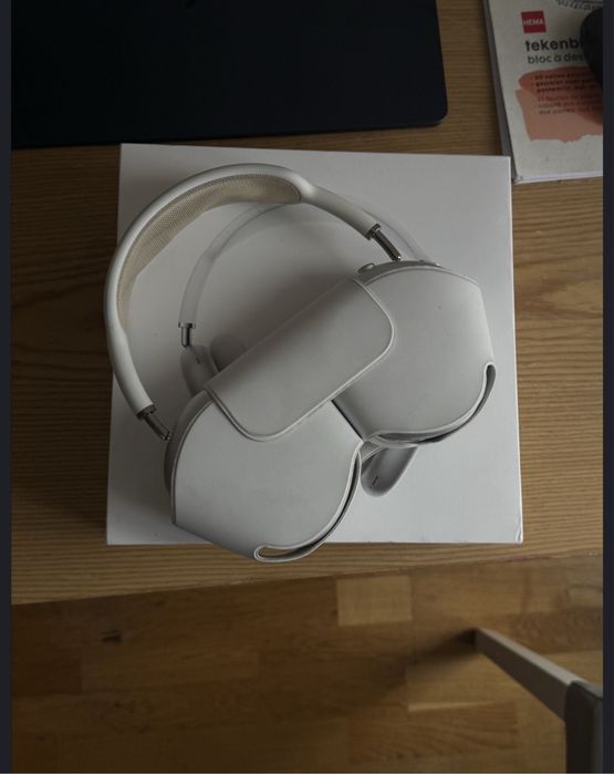 Airpods max gen1 оригинал