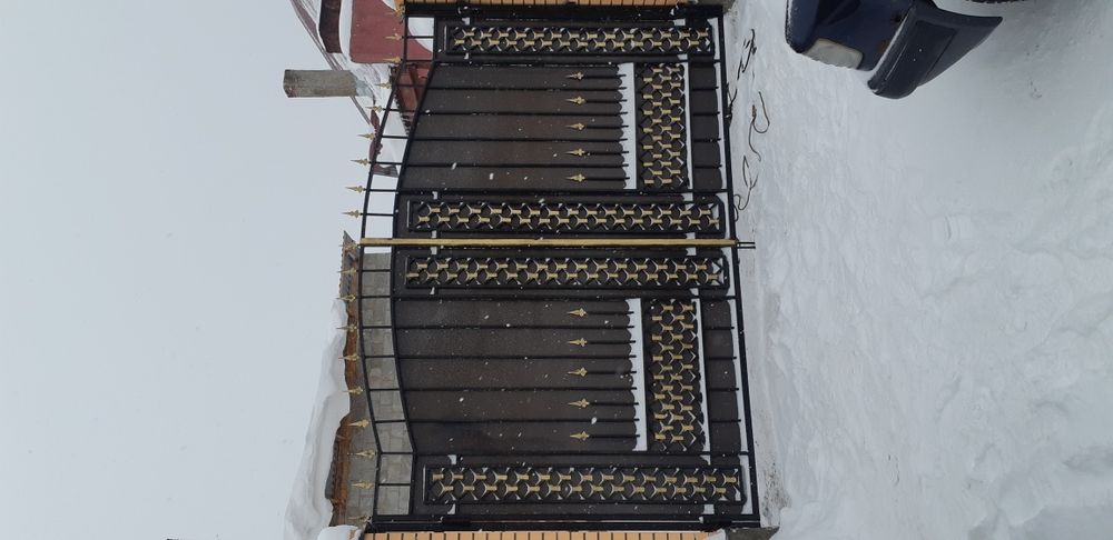 Двери заборы ворота оградки