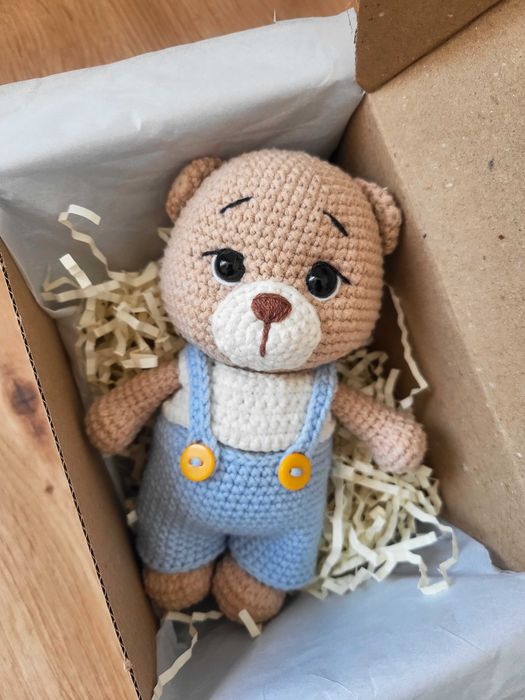 Ursuleț croșetat manual – 16 cm de pură duioșie
